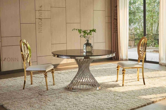 Petite table de salle à manger ronde de jolie base de taille pour des meubles de 4 familles