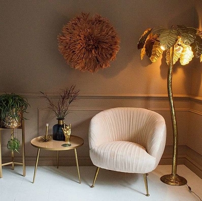 Détendez Sofa Chair Padded Dining Room préside les jambes droites de haute éponge élastique