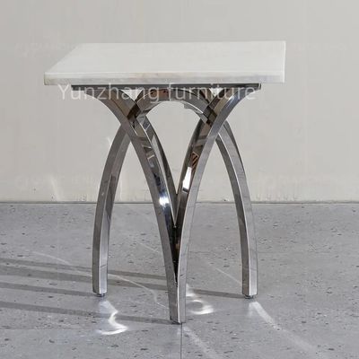 Bon prix Conception discrète argentée de sens de Sofa Side End Table Line de meubles d'hôtel en ligne