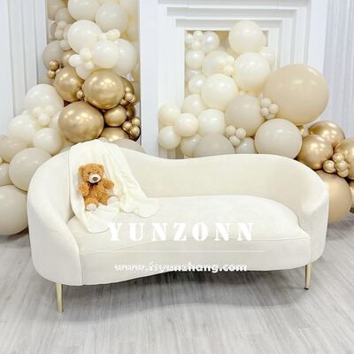 Bon prix Canapé élégant et minimaliste en acier inoxydable pour salon d'hôtel, style moderne, pour bar, pour couples et mariages en ligne