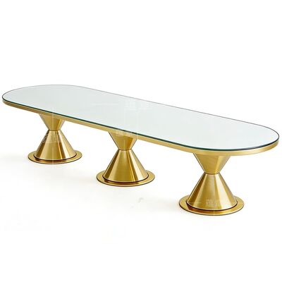 Bon prix Nouvelle arrivée luxueuse Table de salle à manger d'extérieur ovale moderne en acier inoxydable doré pour mariage avec plateau en verre trempé, mobilier d'hôtel en ligne