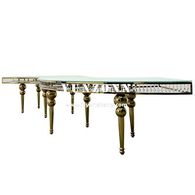 Bon prix Table de banquet transparente en verre serpentine en acier inoxydable avec dessus en cristal, table lune centrale pour restaurant et réception en ligne