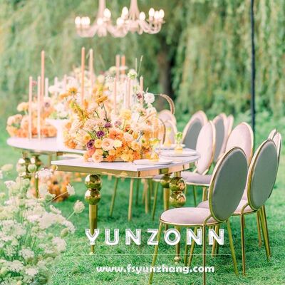 Bon prix Ensemble de chaises de table à manger modernes en forme de S, meubles d'hôtel en verre et métal pour restaurant, mariage, utilisation en extérieur et en hall en ligne