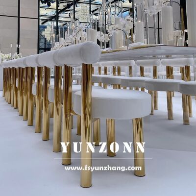 Bon prix Chaises de banquet de luxe en métal au design moderne, haute qualité, vente chaude pour hôtels, salle à manger, extérieur, réception de mariage en ligne