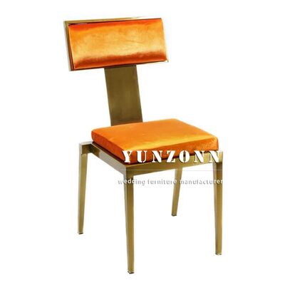 Bon prix Chaise de luxe en acier inoxydable brossé pour événements musulmans, design simple, chaise de banquet en velours pour mariages et restaurants en ligne