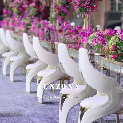 Bon prix Chaise de salle à manger en acier inoxydable de conception créative moderne avec tissu pour hôtel mariage restaurant salle d'usage extérieur en ligne